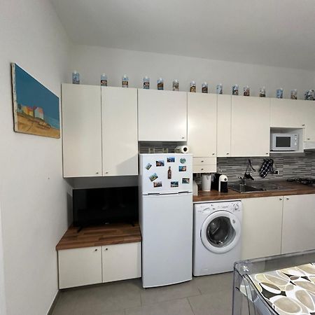 Appartamento IN via venti La Spezia Esterno foto