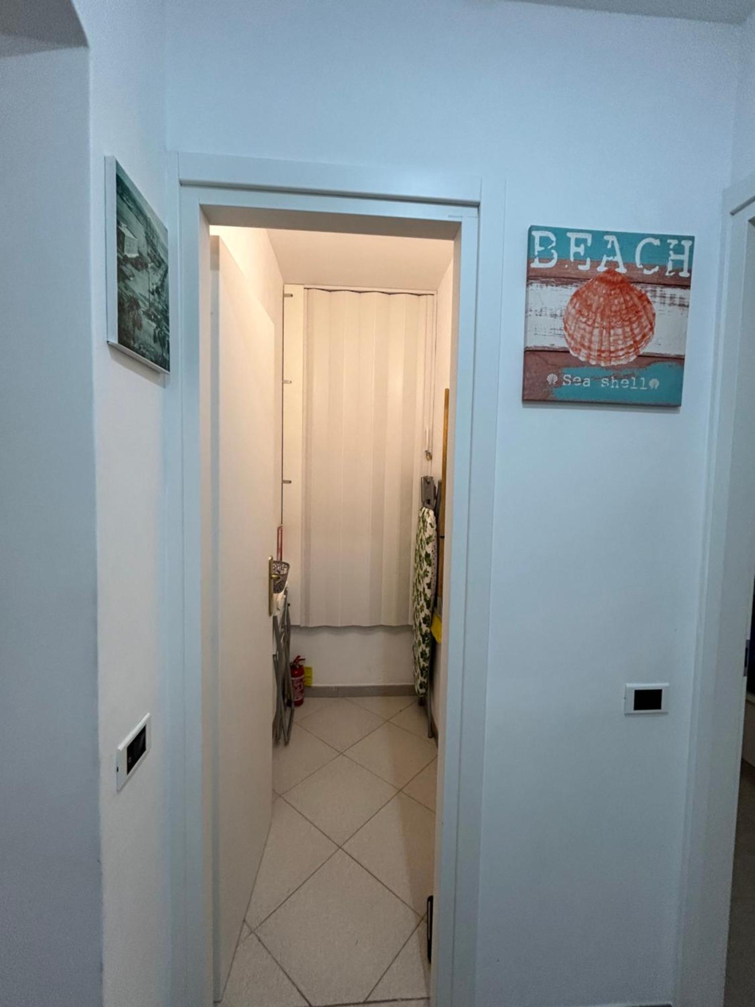 Appartamento IN via venti La Spezia Esterno foto