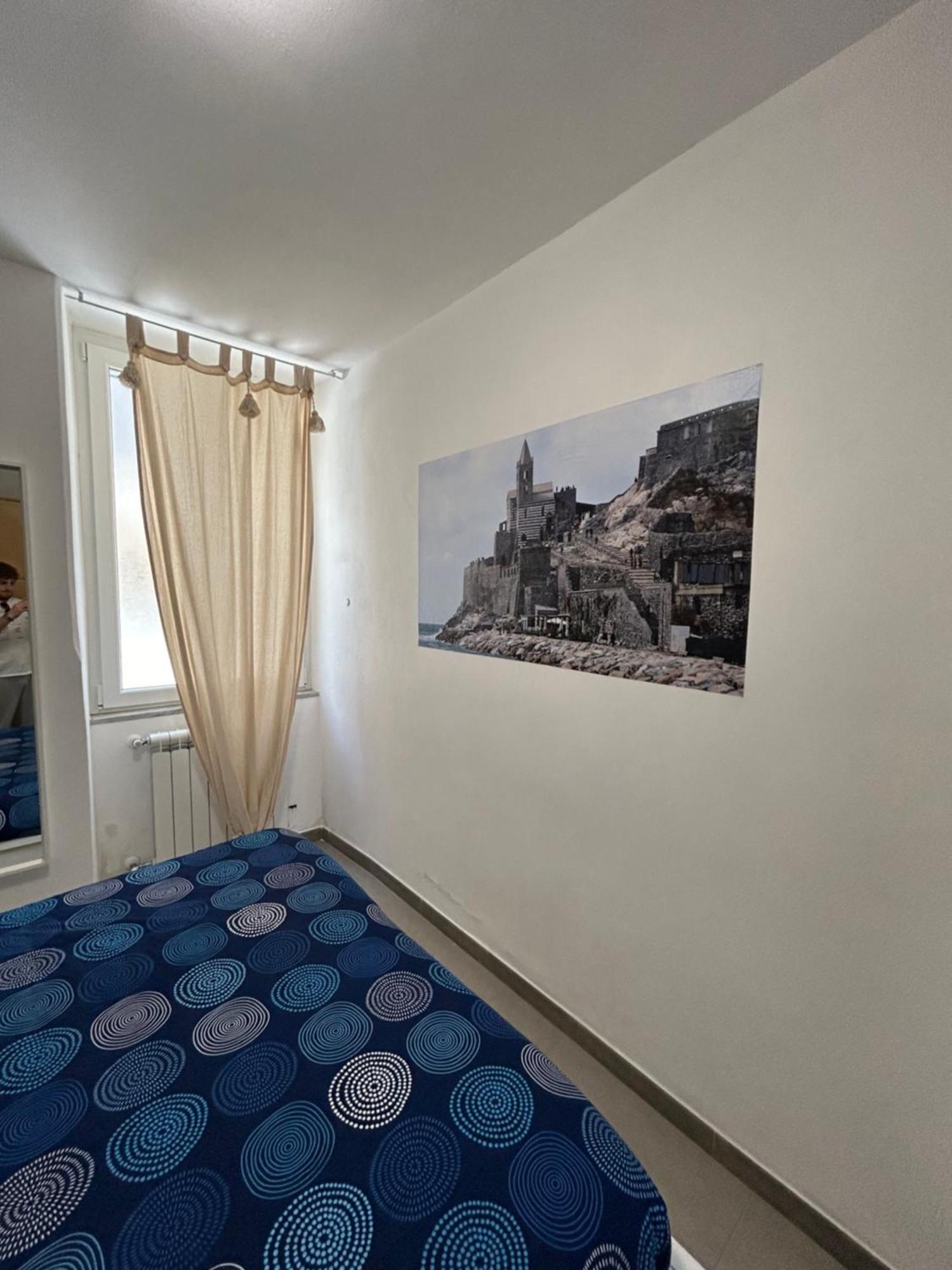 Appartamento IN via venti La Spezia Esterno foto